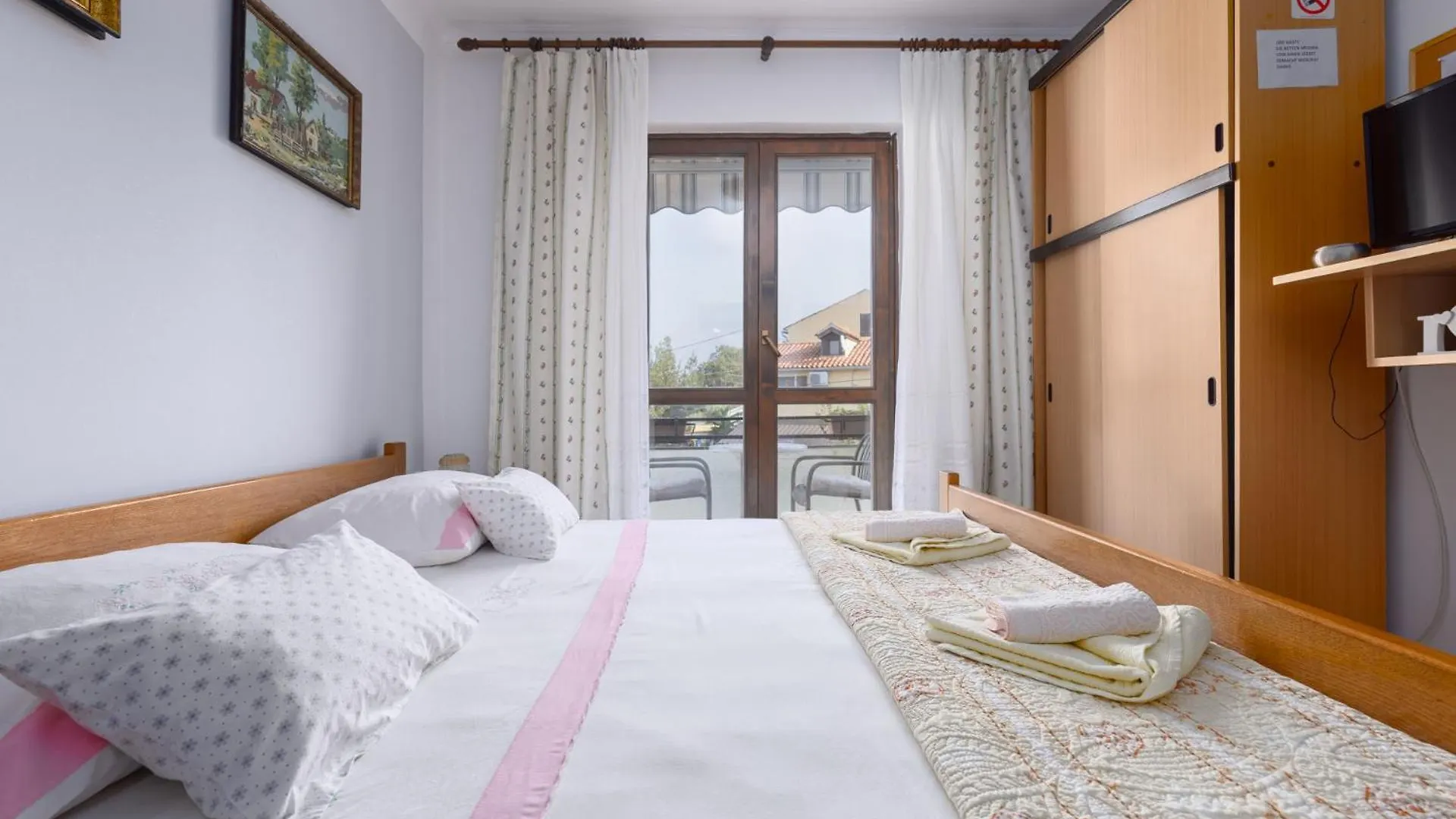Apartment Room With Terace Miranda Porec
